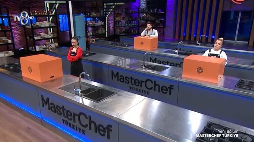 MasterChef ilk eleme adayı kim oldu 28 Aralık MasterChefte dokunulmazlığı hangi takım kazandı