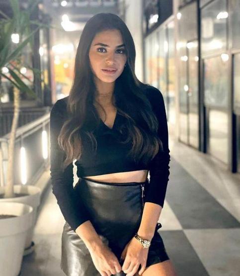 Hazal Çağlar sosyal medyayı salladı