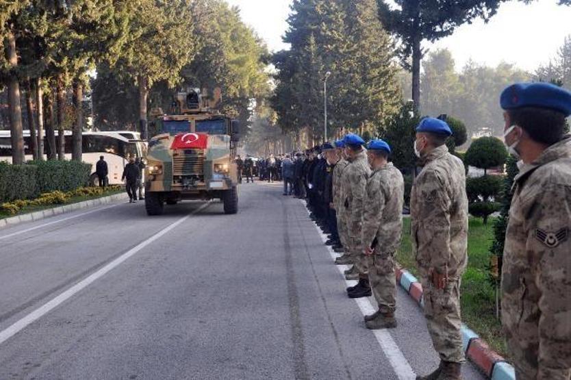 El Babda görevini tamamlayan komandolar, 6 ay sonra aileleriyle