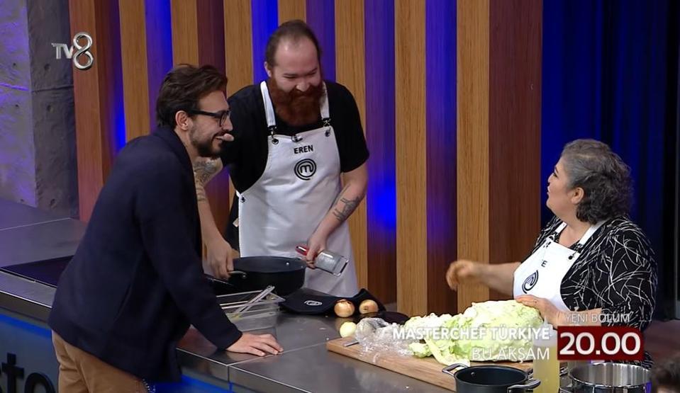 Son dakika: MasterChef Eren annesi kimdir Erenin annesi Arife ve babası kaç yaşında MasterChefte anneler yarışıyor