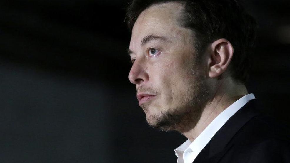 Elon Musk, uydularının uzayda çok fazla yer kapladığı yönündeki iddiaları reddetti