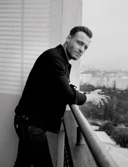 Kerem Bürsin ve Hande Erçelden mesaj var