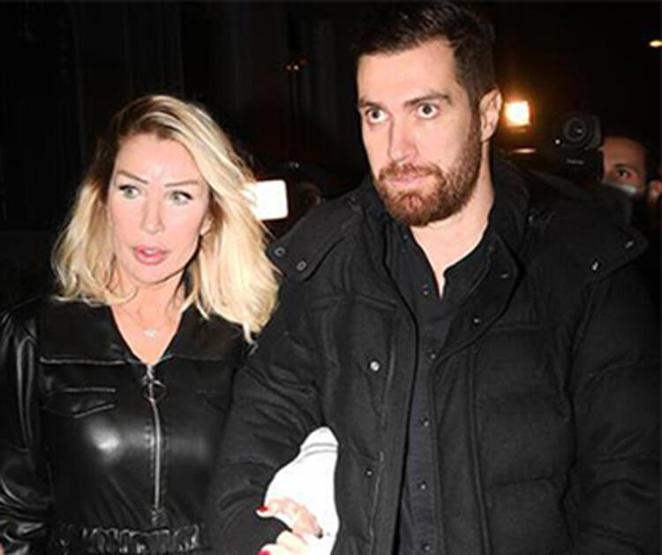 Miray Daner-Oğulcan Engin çiftinden aşk dolu yeni yıl pozu