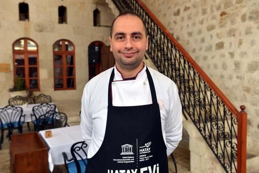 Keşir dolmasının havucu tornada oyuluyor