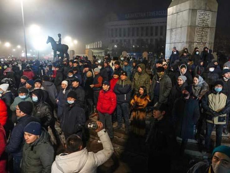 Kazakistanda tansiyon düşmüyor Rusya liderliğindeki askeri ittifak, birlik gönderdi