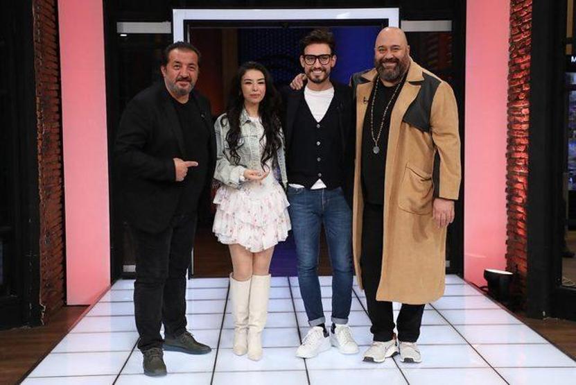 MasterChef Burcu ile ilgili şaşırtan iddia Mehmet Yalçınkaya iş teklif etti