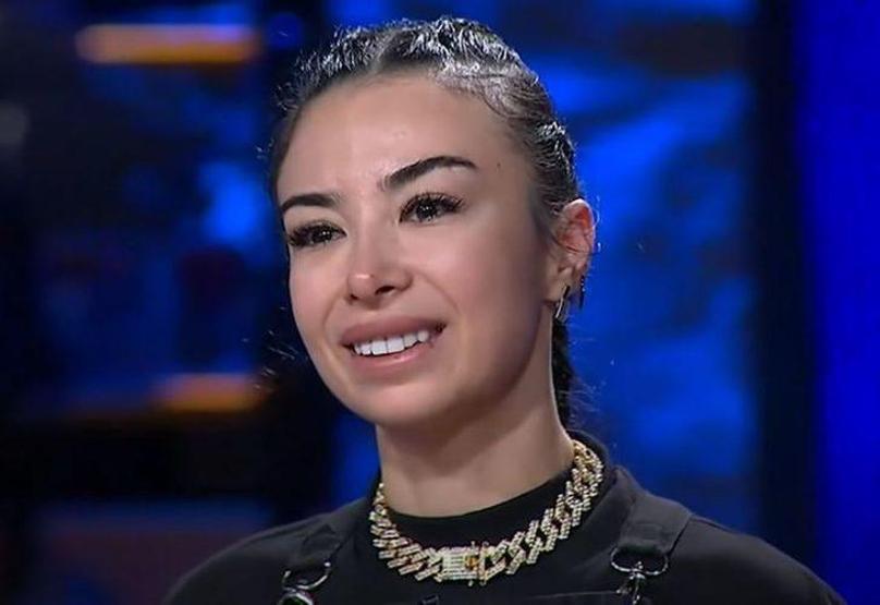 MasterChef Burcu ile ilgili şaşırtan iddia Mehmet Yalçınkaya iş teklif etti