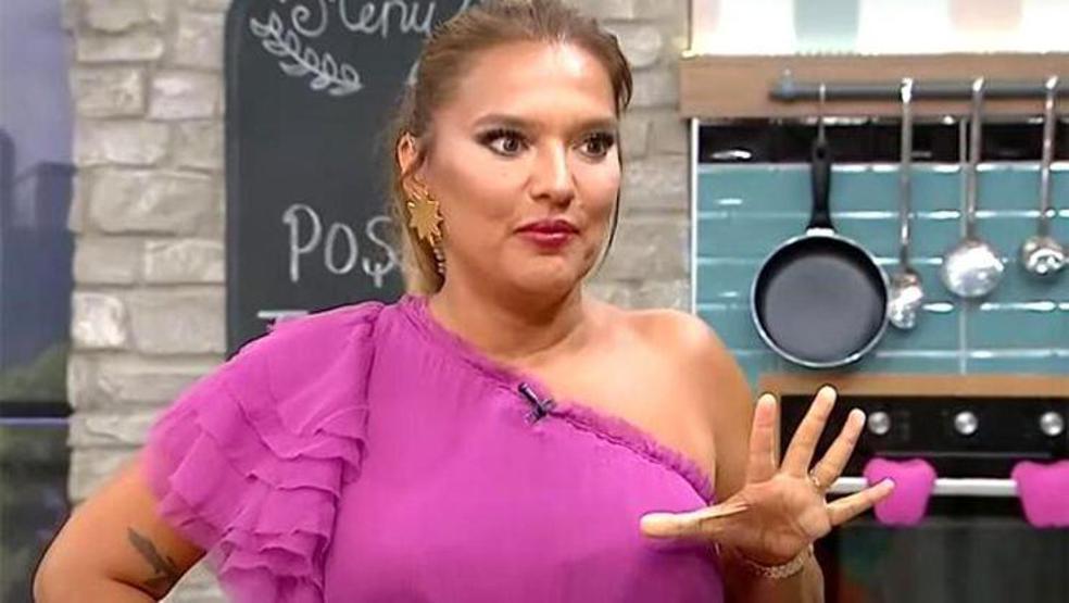 Demet Akalın: Ne hainliğimi gördünüz