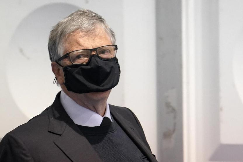 Bill Gates’ten aşı yoluyla çip takma iddialarına yanıt: Bana mantıklı gelmiyor