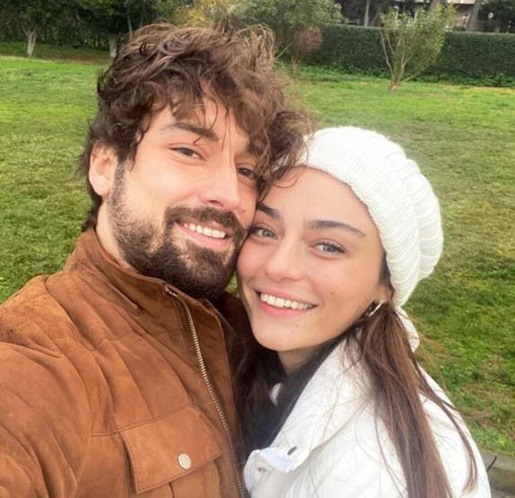 Ayça Ayşin Turan sevgilisi Alp Navruza öyle bir hediye aldı ki
