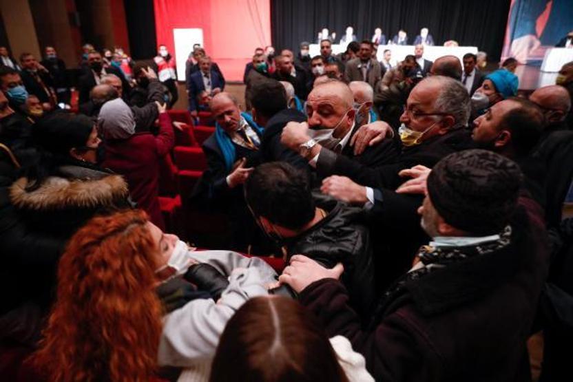 Taksiciler Esnaf Odası Olağan Genel Kurulunda arbede
