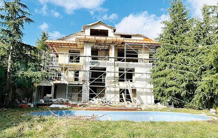 Zuhal Topal 1,5 milyon dolara villa aldı İşte yeni yuvası...