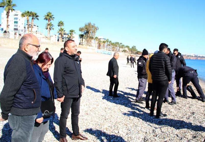14 gündür haber alınamıyor: Çalışmaları gözyaşlarıyla izledi