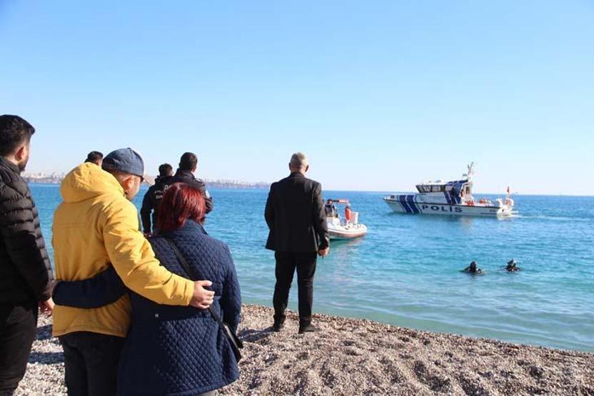 14 gündür haber alınamıyor: Çalışmaları gözyaşlarıyla izledi