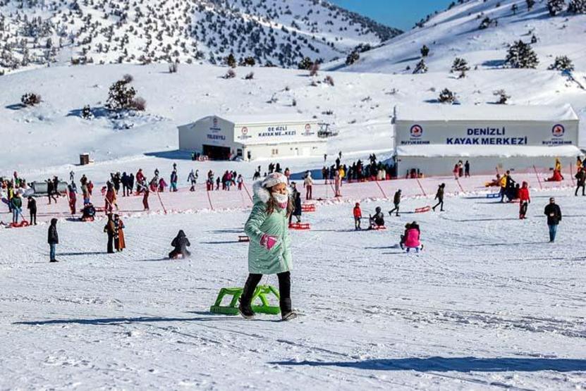 Denizli’nin ikinci beyaz cenneti ziyaretçi akınına uğruyor