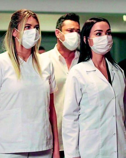 Sinem Yıldırım 17 yıl sonra setlere döndü
