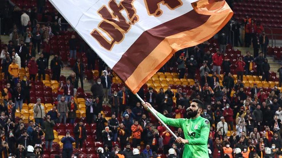 Son dakika... Galatasarayda rota Sinan Bolata döndü