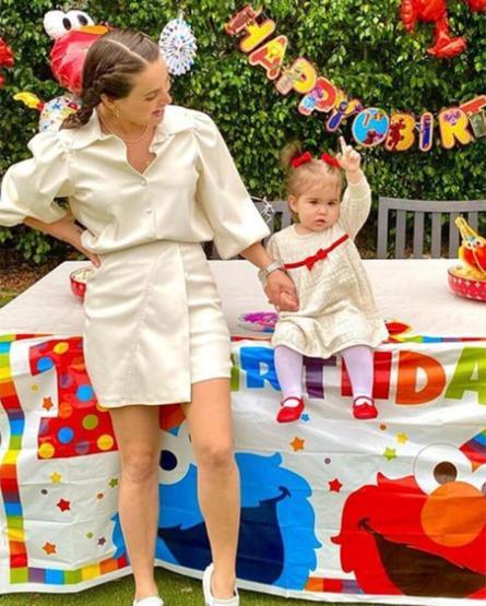 Ceyda Ateş, İstanbul’a gelme sebebini açıkladı