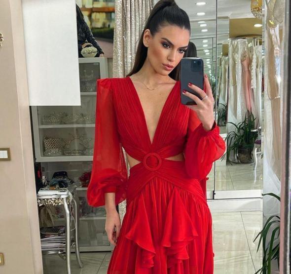 Dilara Kırmıt estetik yaptırdı