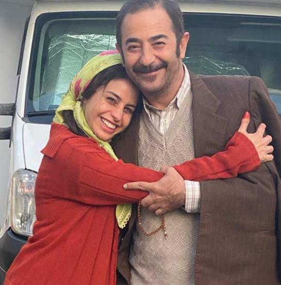 Büşra Pekinden Ayberk Pekcan paylaşımı: Gözyaşlarımı tutamıyorum