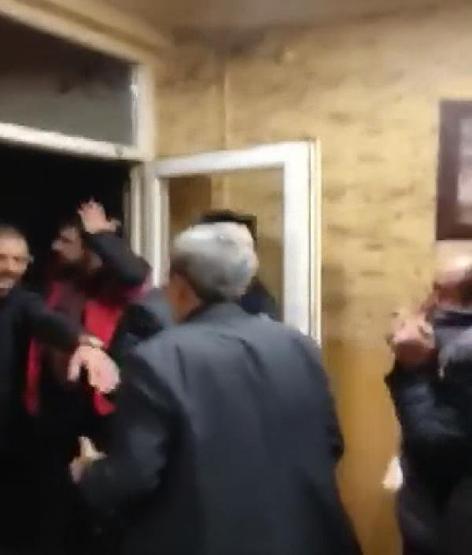 Bağcılar’da kumar baskını: Çarpıcı görüntüler
