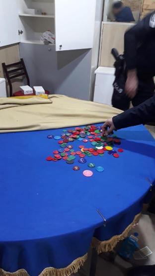 Bağcılar’da kumar baskını: Çarpıcı görüntüler