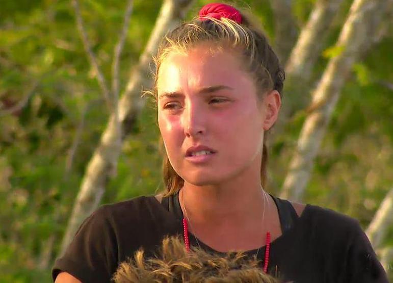 Survivorda aşk rüzgarının perde arkası Makbule-Mert-Sude...