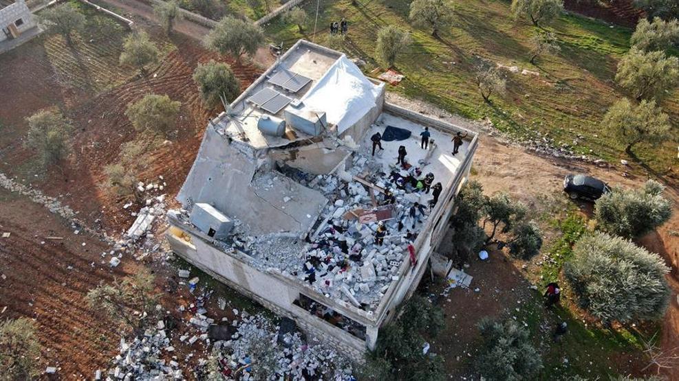 İlk görüntüler geldi... ABDden Türkiye-Suriye sınırında operasyon