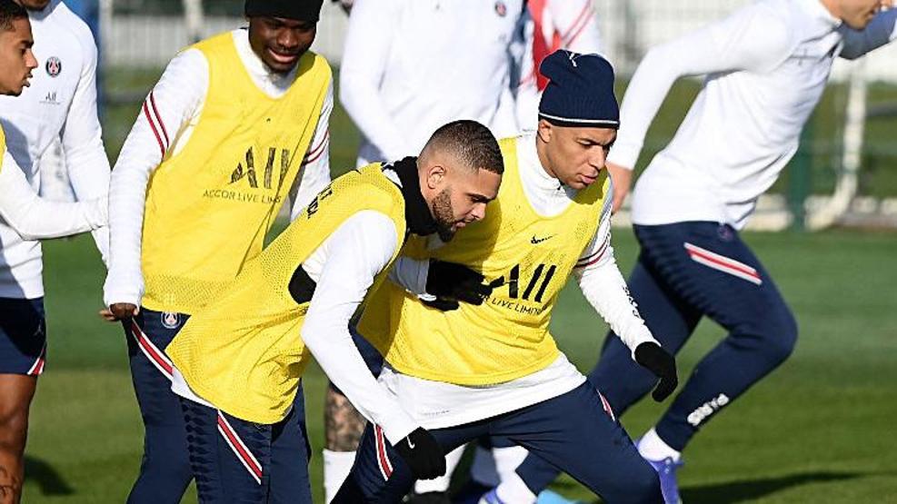Son dakika... PSGli Kurzawa Fenerbahçeye önerildi