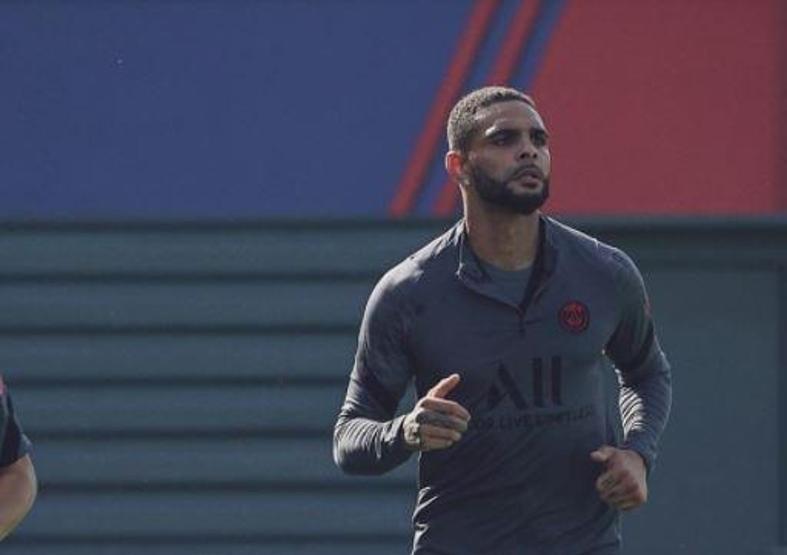 Son dakika... PSGli Kurzawa Fenerbahçeye önerildi
