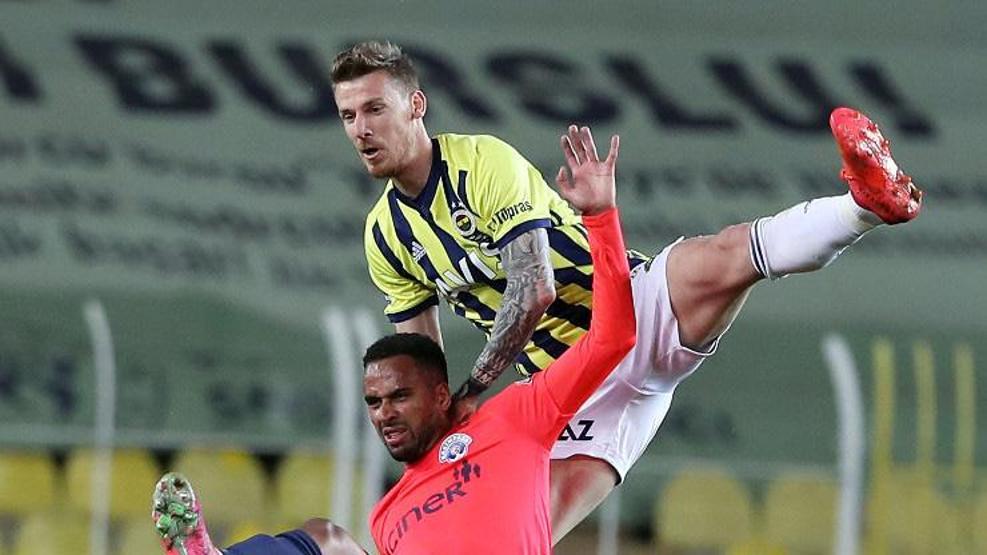 Son dakika... Beşiktaş ve Trabzonspor, Fenerbahçeli futbolcu için karşı karşıya