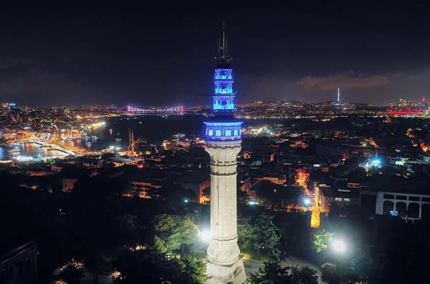 273 yaşında olan Beyazıt Kulesindeki renkler ne anlama geliyor