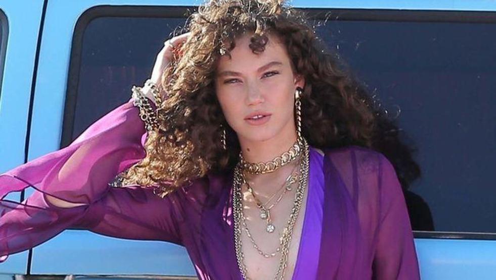 Melisa Şenolsun yıldız haritasına bakarak teklifleri seçiyor