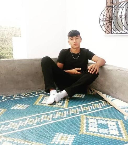 Kağıthanede 3 arkadaş ofiste ölü bulundu