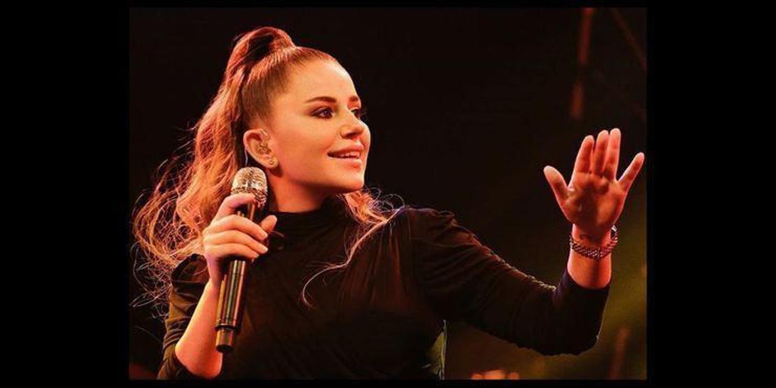 Merve Özbeyden kızına anlamlı hediye