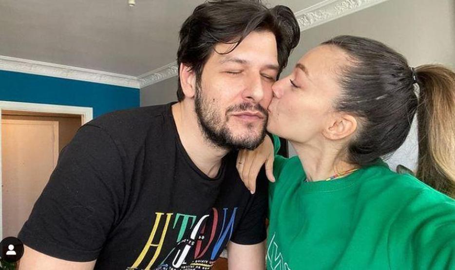 Fırat Albayram ile eşi Ceyda Kasabalı katakulliye geldi