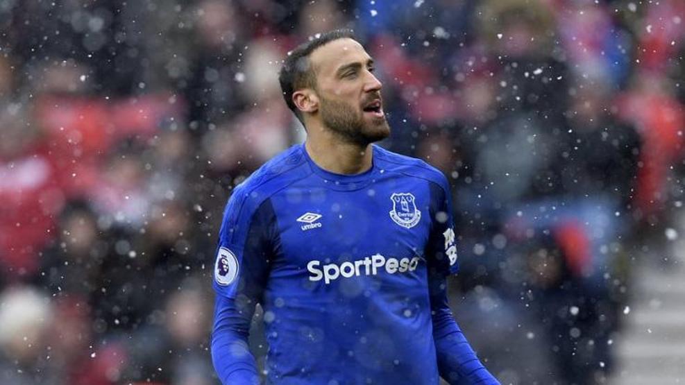 Son dakika... Cenk Tosun derbiyi Nef Stadyumunda izleyecek