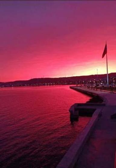 SON DAKİKA: İzmirde masalsı gün doğumu