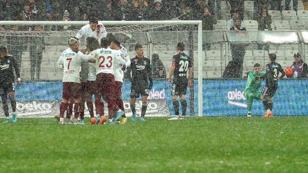 Son dakika... Beşiktaşta Emre Bilgin tarihe geçti