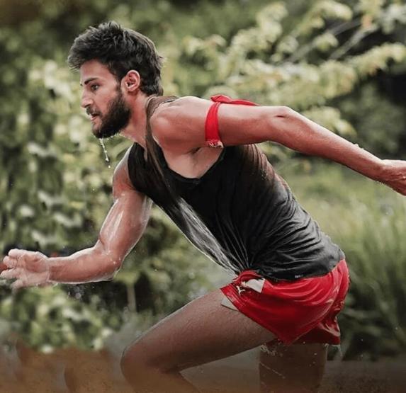 Survivor Batuhan Karacakaya gönlünü Yağmur Bandaya mı kaptırdı