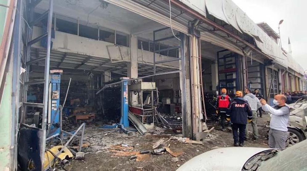 SON DAKİKA: Diyarbakır 3. Sanayi Sitesinde patlama Yaralılar var...