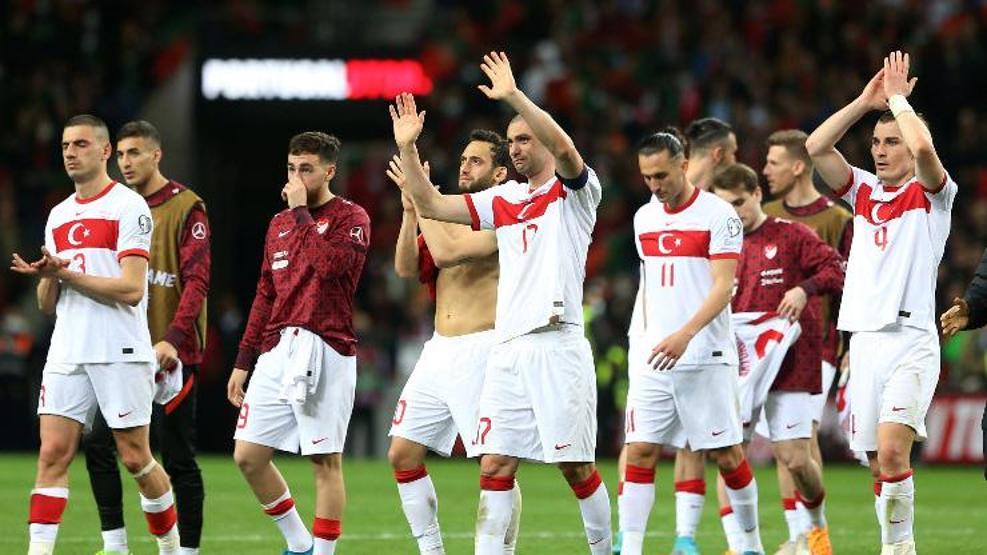 Son dakika... Burak Yılmaz gözyaşlarını tutamadı