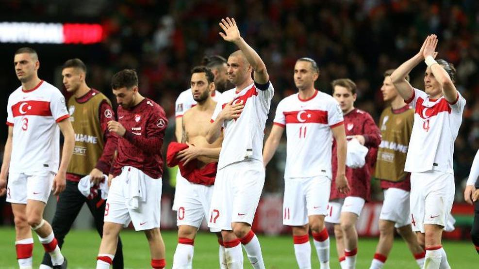 Son dakika... Burak Yılmaz gözyaşlarını tutamadı