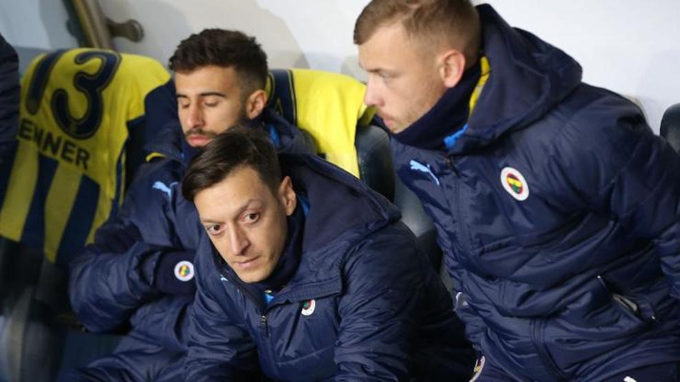 Son dakika... Mesut Özil ve Ozan Tufan neden kadro dışı kaldı İşte o sözler