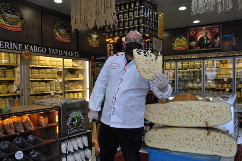 Kars gravyer peyniri altınla yarışıyor