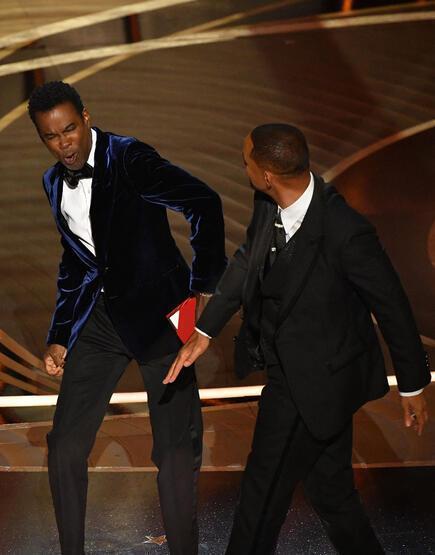 Will Smithten Chris Rocka tokat Demet Akalından çok konuşulacak yorum
