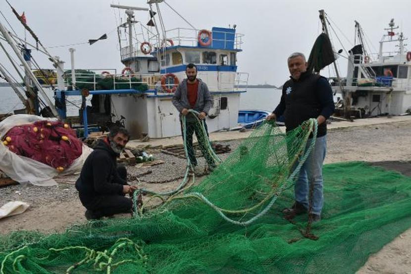 Balıkçılar mayın mağduru: Balık tutmak yasaklandı
