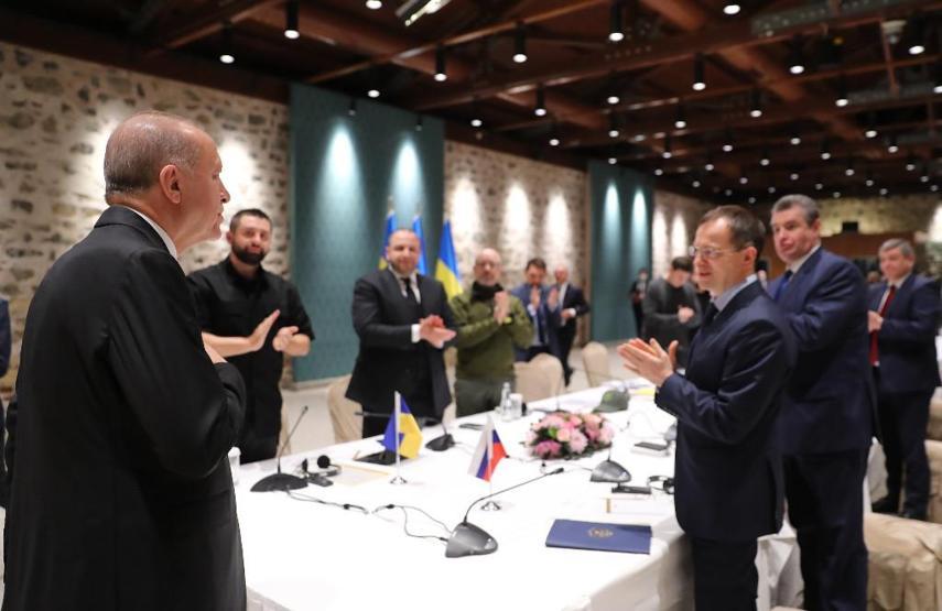 İstanbuldaki tarihi zirve dünya basınında: Avrupa değil Erdoğan başardı