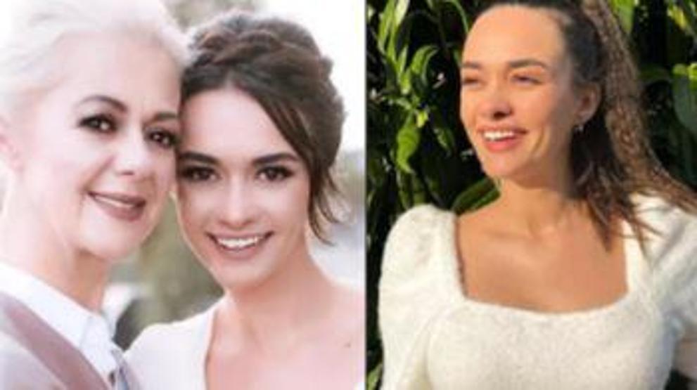 Hande Soral annesini paylaştı