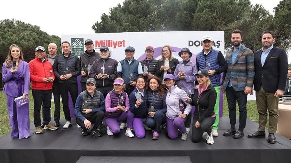 Golf severler Kanser Farkındalık Haftası için Kemer Country’de buluştu